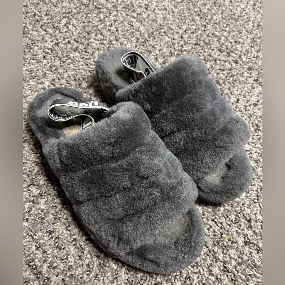 Ugg fluff yeah slippers in gray